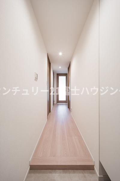 グランシティ湘南海岸　マリナージュスクエア