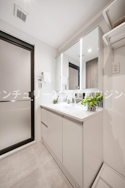 グランシティ湘南海岸　マリナージュスクエア