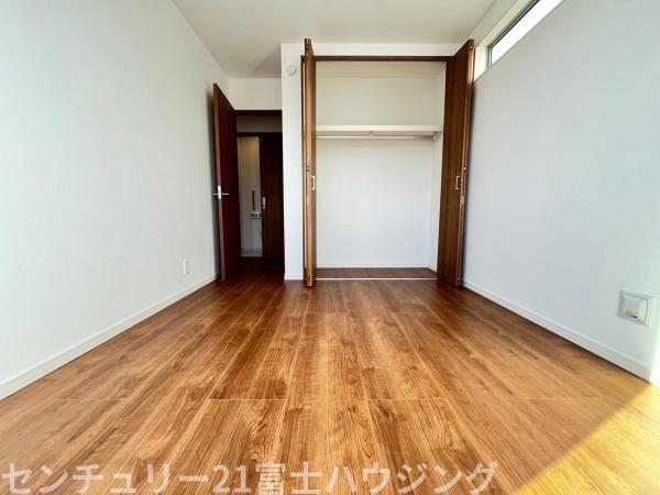 藤沢市辻堂5丁目　新築戸建1号棟　全2棟