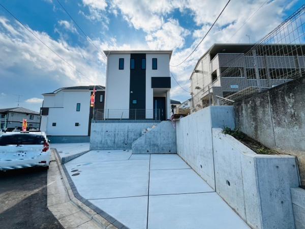 藤沢市高倉2231番　新築戸建A号棟　全5棟