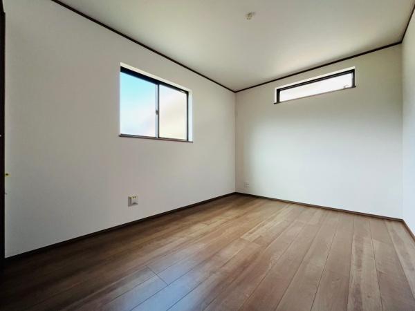 藤沢市高倉2231番　新築戸建C号棟　全5棟