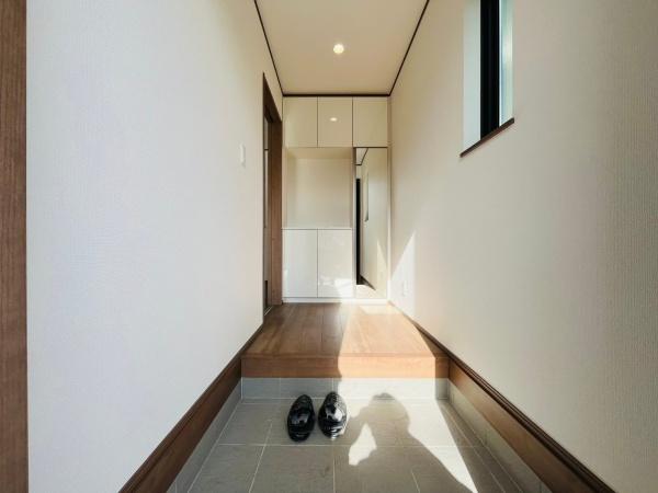 藤沢市高倉2231番　新築戸建C号棟　全5棟