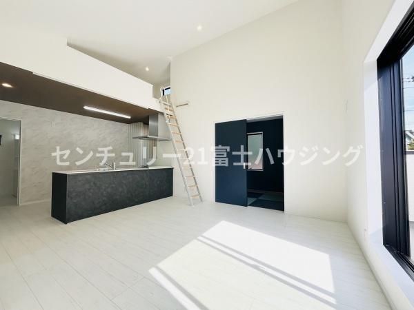 茅ヶ崎市小和田1丁目　新築戸建No.5　全7区画
