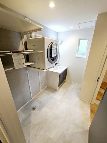 藤沢市鵠沼石上3丁目2期　新築戸建B棟　全2棟