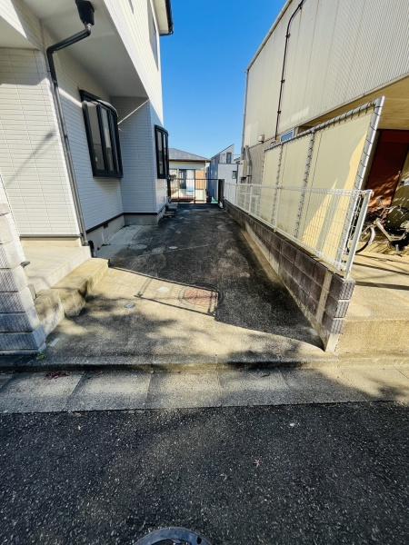 藤沢市鵠沼藤が谷４丁目の中古一戸建て