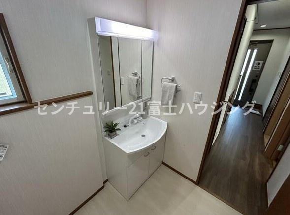 茅ヶ崎市香川６丁目の中古一戸建て