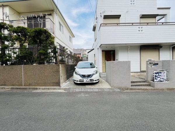 藤沢市本藤沢３丁目の中古一戸建て