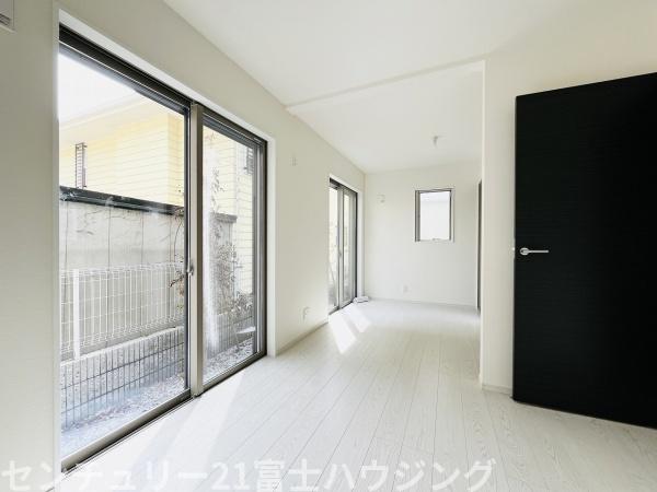 藤沢市辻堂東海岸2期　新築戸建3号棟　全3棟