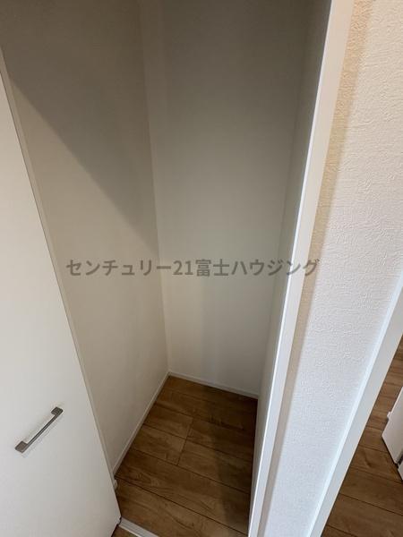 茅ヶ崎市ひばりが丘1期　新築戸建3号棟　全4棟