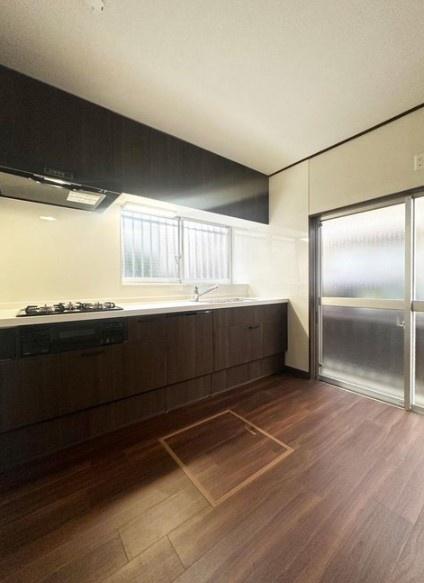 藤沢市辻堂元町4丁目　中古戸建