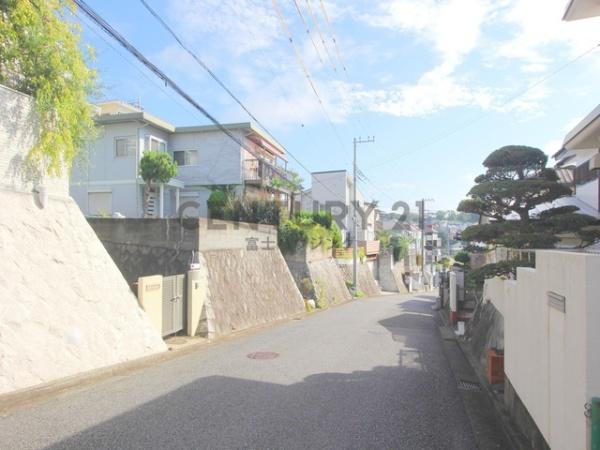 藤沢市本藤沢5丁目　条件無売地　全1区画