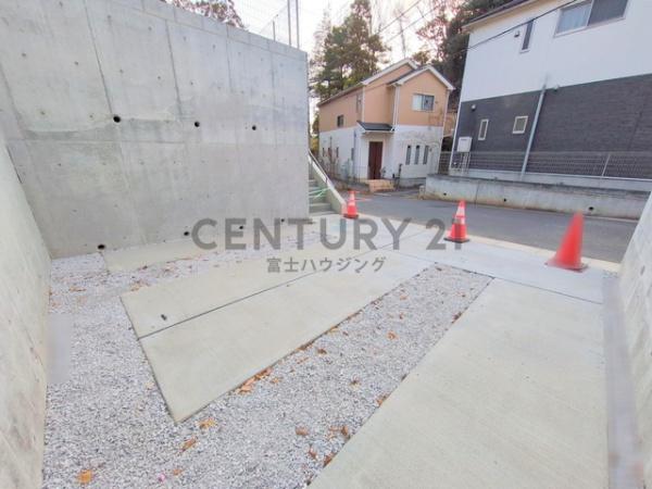 藤沢市立石2期　新築戸建2号棟　全3棟