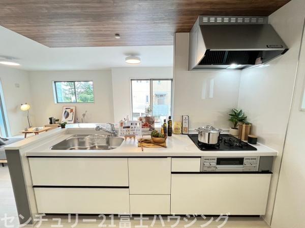 藤沢市辻堂太平台1丁目　新築戸建1号棟　全3棟
