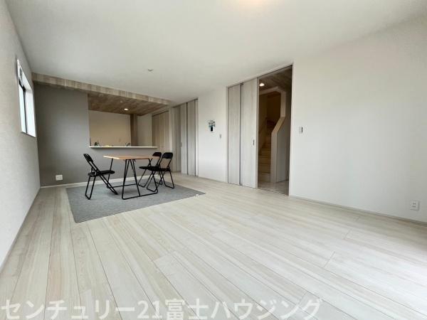 藤沢市辻堂太平台1丁目　新築戸建3号棟　全3棟