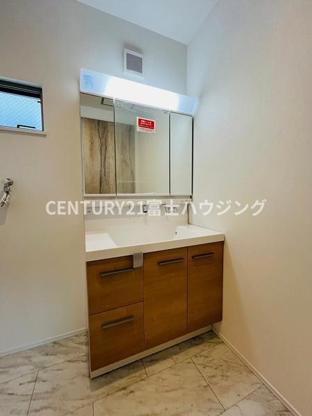鎌倉市腰越4丁目　新築戸建　全1棟