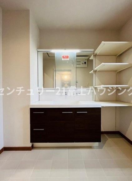 藤沢市弥勒寺３丁目の中古一戸建て