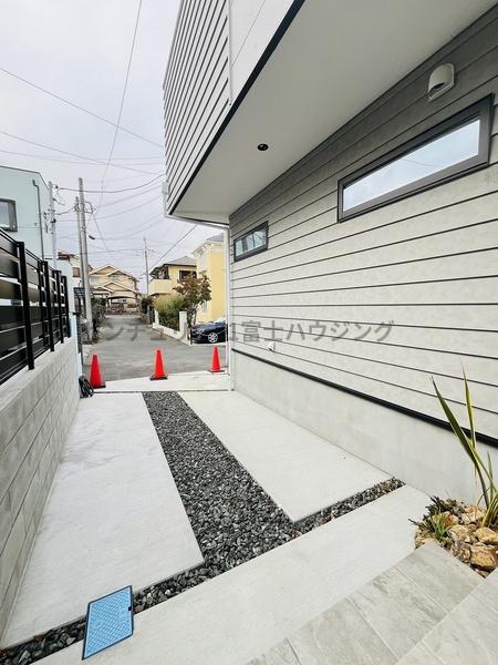 藤沢市辻堂3丁目　新築戸建1号棟　全2棟