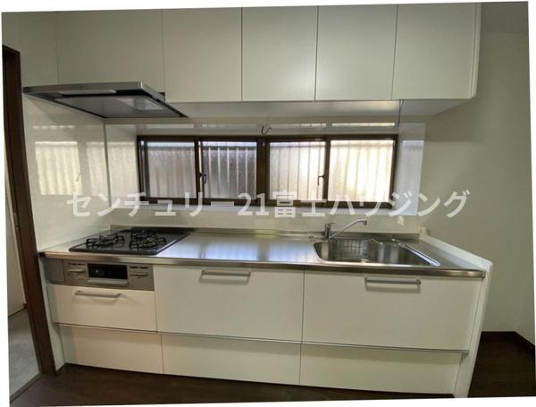 藤沢市城南3丁目　中古戸建