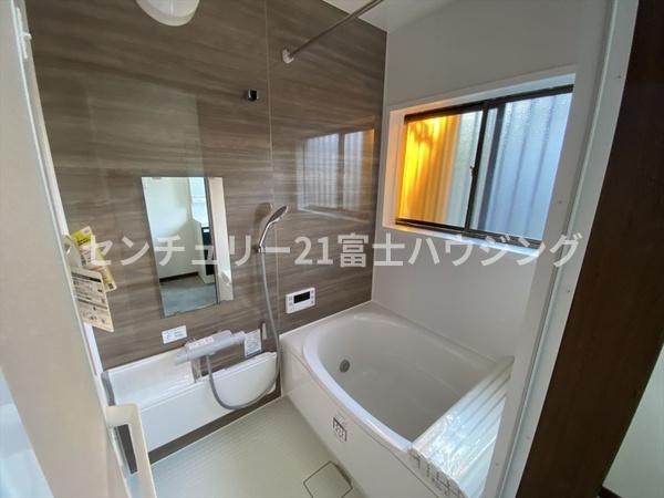 藤沢市城南３丁目の中古一戸建て