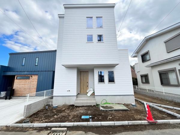 藤沢市城南5丁目2期　新築戸建A号棟　全2棟