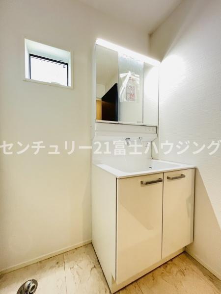 藤沢市石川5丁目　新築戸建A号棟　全3棟
