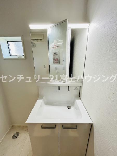 藤沢市石川5丁目　新築戸建A号棟　全3棟