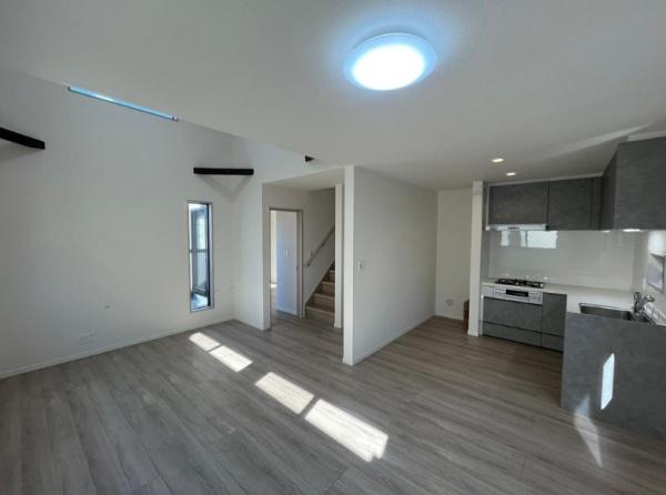 藤沢市葛原　新築戸建　全1棟