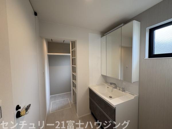 茅ヶ崎市本宿町　新築戸建B棟　全2棟
