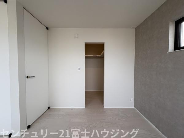 茅ヶ崎市本宿町　新築戸建B棟　全2棟