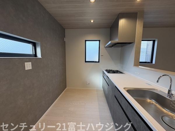 茅ヶ崎市本宿町　新築戸建B棟　全2棟
