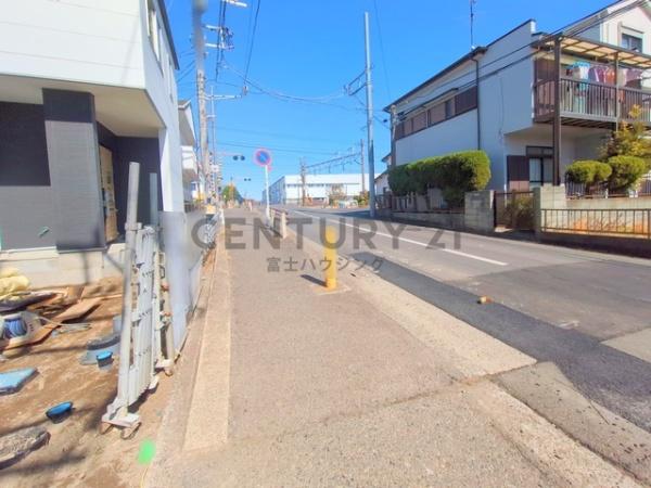 茅ヶ崎市若松町　新築戸建2号棟　全3棟
