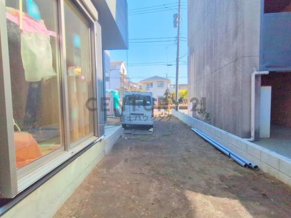 茅ヶ崎市若松町　新築戸建2号棟　全3棟
