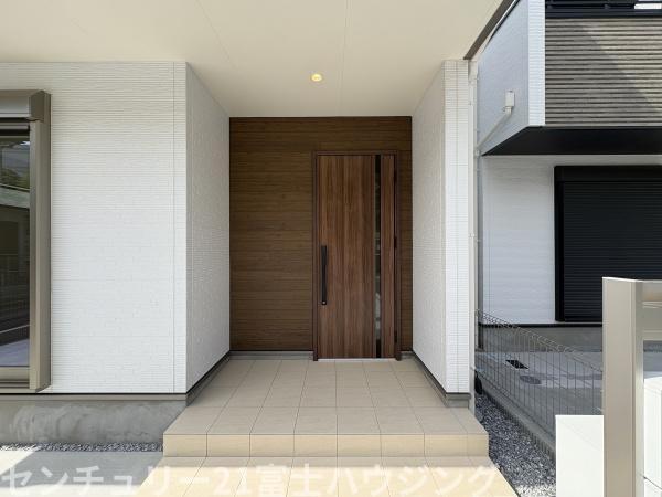 茅ヶ崎市室田3丁目　新築戸建1号棟　全2棟