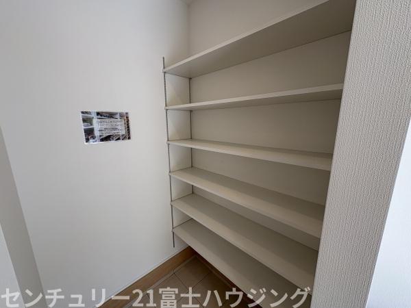茅ヶ崎市室田3丁目　新築戸建1号棟　全2棟