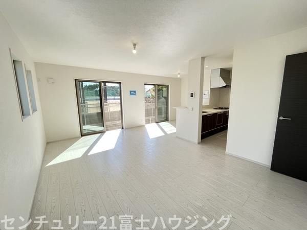 茅ヶ崎市白浜町の新築一戸建