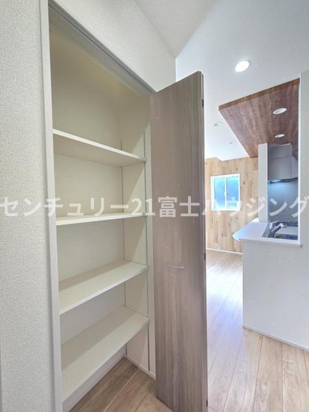 藤沢市遠藤　新築戸建1号棟　全2棟