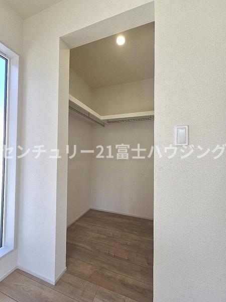 藤沢市遠藤　新築戸建1号棟　全2棟