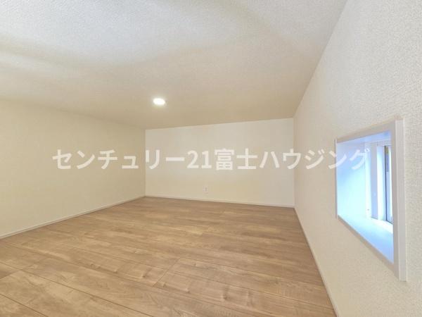 藤沢市遠藤　新築戸建1号棟　全2棟