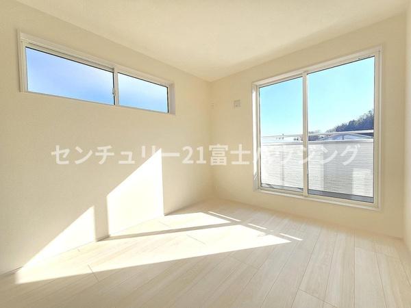 藤沢市遠藤　新築戸建2号棟　全2棟