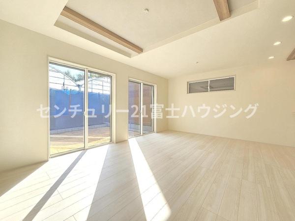 藤沢市遠藤　新築戸建2号棟　全2棟