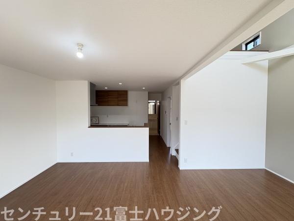 藤沢市大庭2期　新築戸建NO1　全2棟