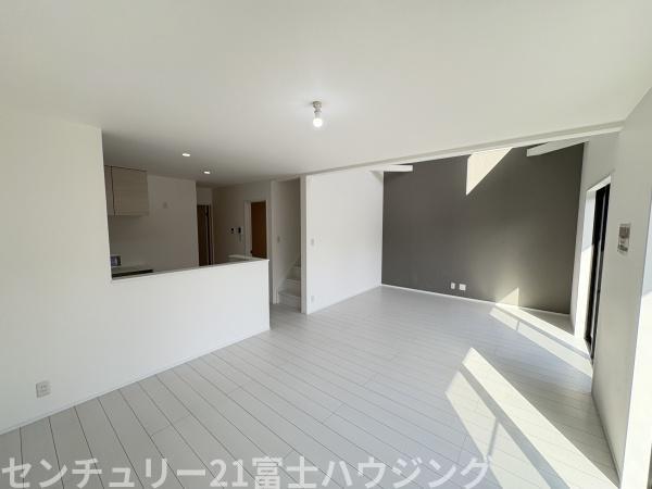 藤沢市大庭2期　新築戸建NO2　全2棟