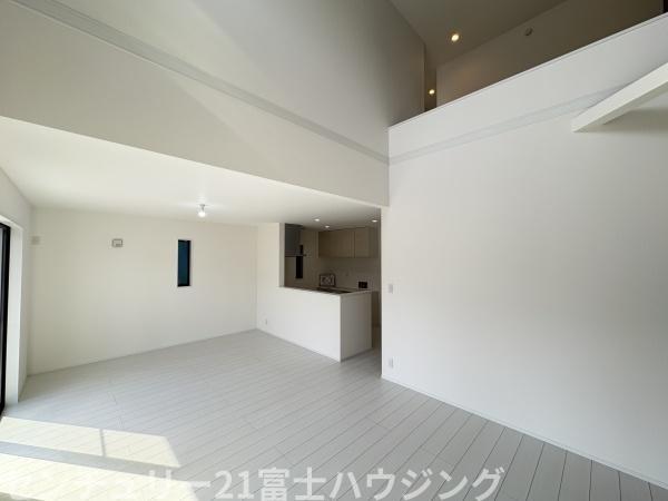 藤沢市大庭2期　新築戸建NO2　全2棟