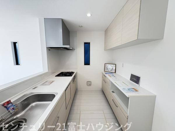 藤沢市大庭2期　新築戸建NO2　全2棟