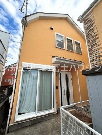 茅ヶ崎市松が丘２丁目の中古一戸建
