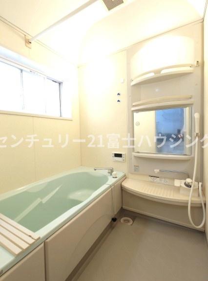 茅ヶ崎市松が丘２丁目の中古一戸建