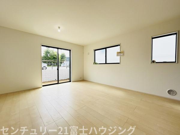 藤沢市石川5丁目　新築戸建3号棟　全3棟