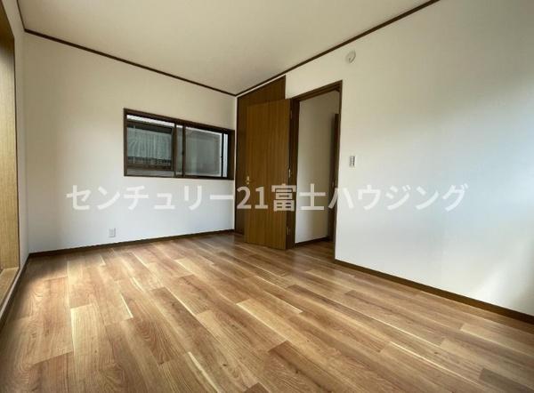 茅ヶ崎市柳島１丁目の中古一戸建て