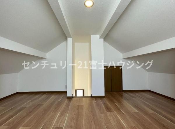 茅ヶ崎市柳島１丁目の中古一戸建て