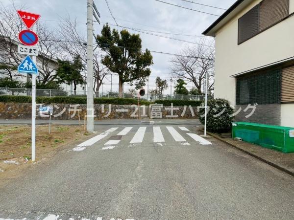 藤沢市鵠沼神明５丁目の土地